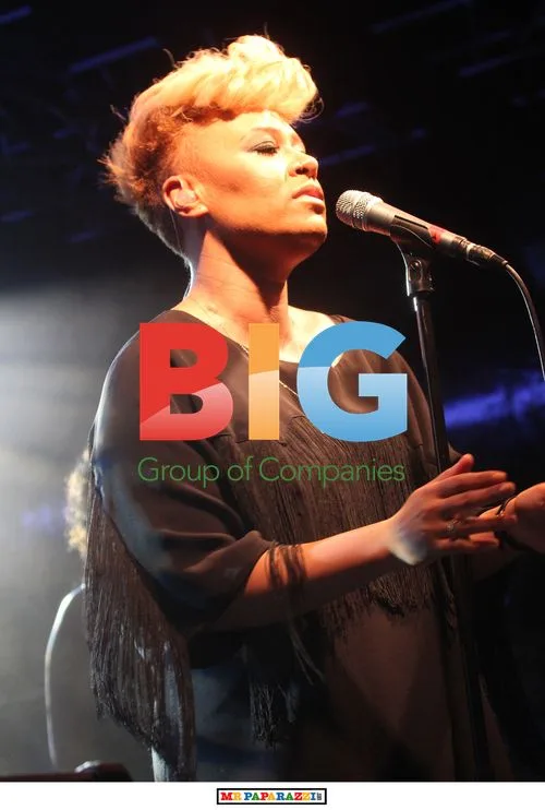 Emeli Sande Performs in Liverpool
