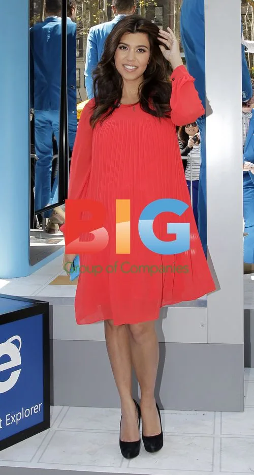 Kourtney Kardashian Promotes Windows Phone