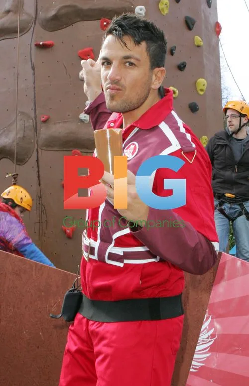 Peter Andre Unveils Mr. Rocky Wall