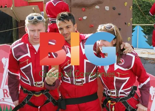 Peter Andre Unveils Mr. Rocky Wall at Alton Towers