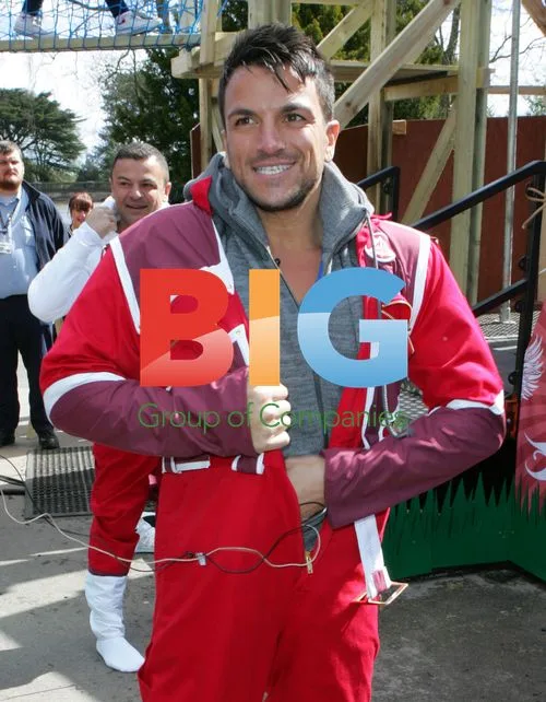 Peter Andre Unveils Mr. Rocky Wall