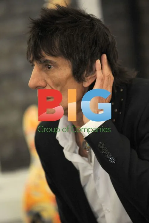 Ronnie Wood Faces, Time and Places Exhibition