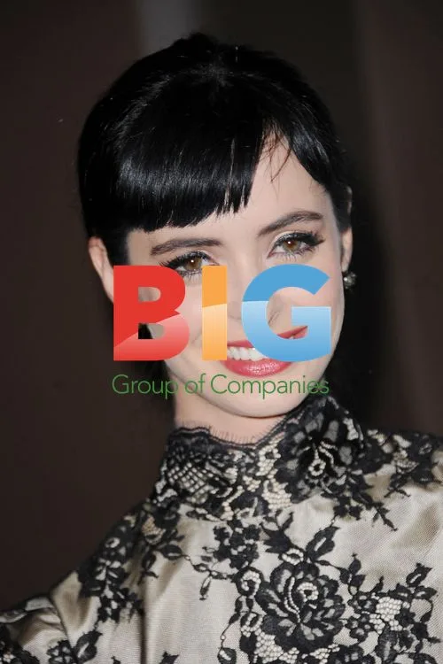 Dreama Walker, Krysten Ritter and Stacey Bendet at "Don't Trust the B-- In the Apartment 23" Premiere