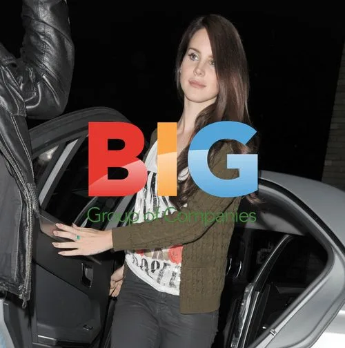 Lana Del Rey Out in London