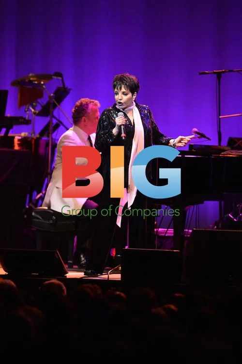Liza Minnelli Performs at Hard Rock Live!