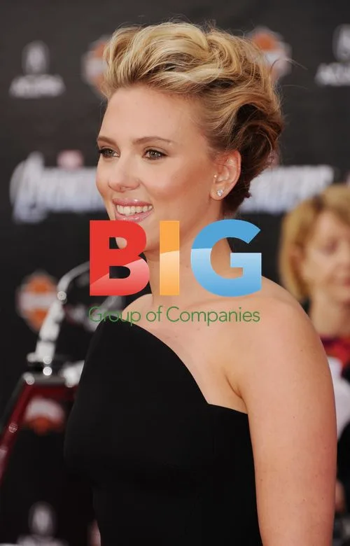 Scarlett Johansson at 'Avengers' Premiere