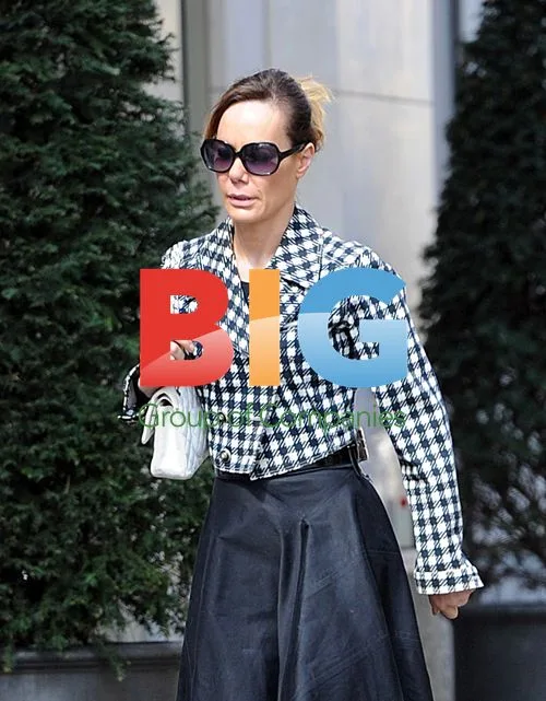 Tara Palmer Tomkinson Leaves Hair Salon