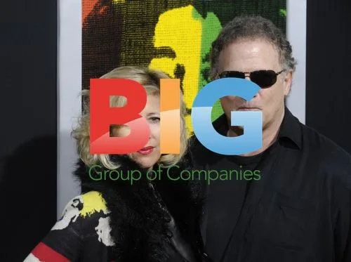 Albert Brooks attends 'Marley' premiere