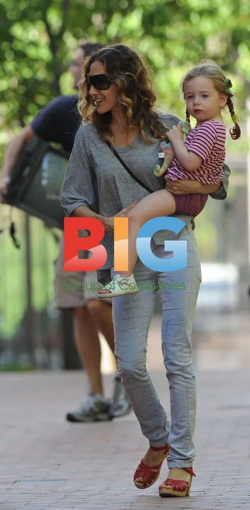 Sarah Jessica Parker with Twins