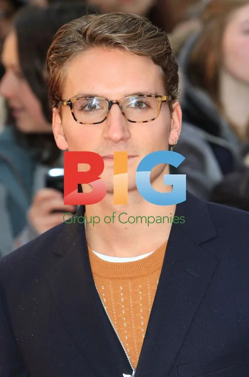 Oliver Proudlock at The Lucky One Premiere
