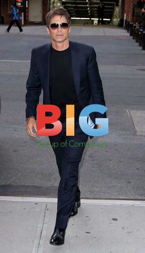 Rob Lowe Arriving at New York Hotel
