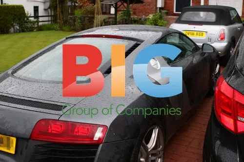 Harry Styles Leaves Home in Audi R8