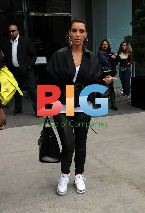 Kardashians and Lamar Odom leave NYC hotel
