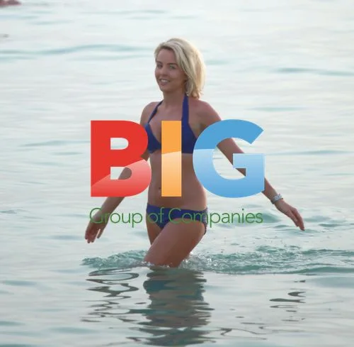 Lydia Bright Relaxes in Dubai