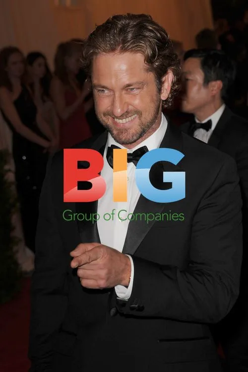 Gerard Butler at Schiaparelli and Prada Gala