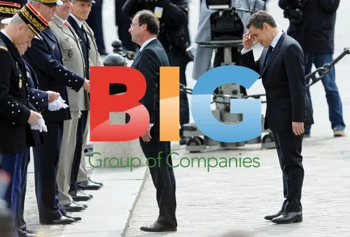 Hollande and Sarkozy at WWII Ceremony