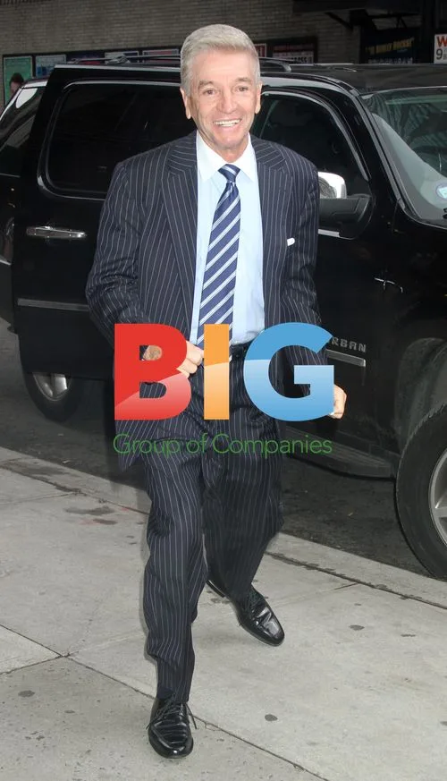 Tom Dreesen Arrives at Late Show