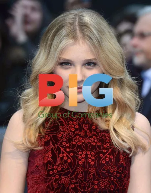 Chloe Moretz at 'Dark Shadows' Premiere