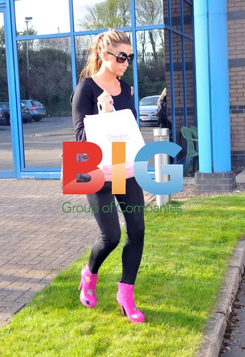 Katie Price and Leandro Penna filming in Glasgow