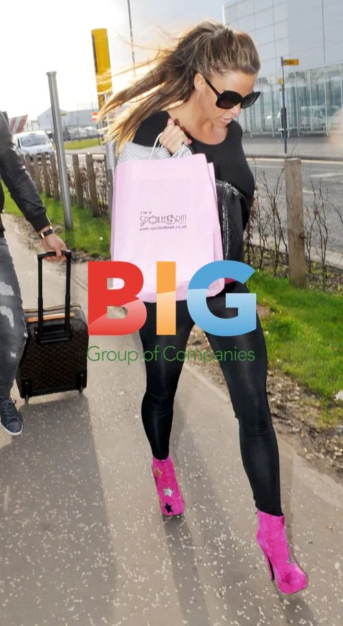 Katie Price and Leandro Penna film in Glasgow