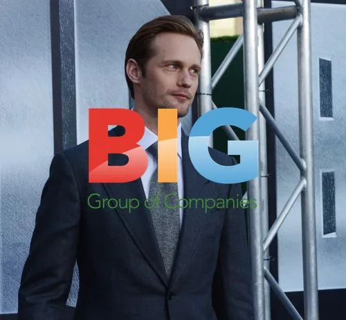Alexander Skarsgard Attends "Battleship" Premiere