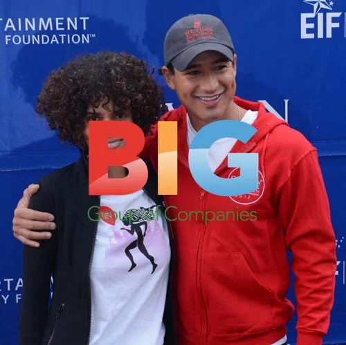Halle Berry and Mario Lopez at EIF Revlon Run/Walk