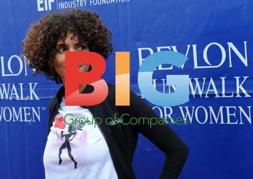Halle Berry at EIF Revlon Run/Walk