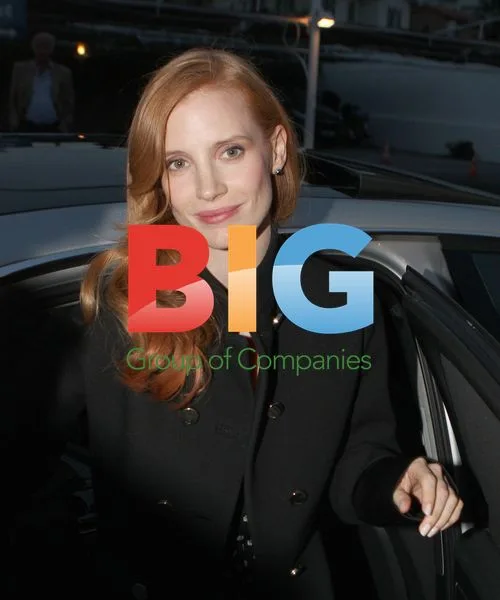 Jessica Chastain Dines in Cannes