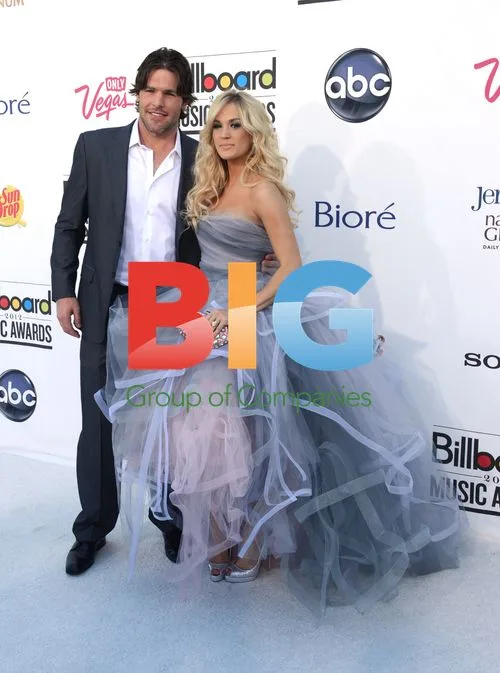 Carrie Underwood & Mike Fisher at 2012 Billboard Music Awards