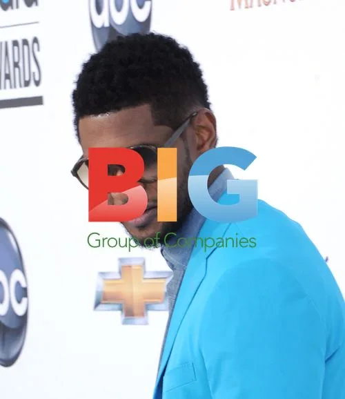Usher at 2012 Billboard Music Awards
