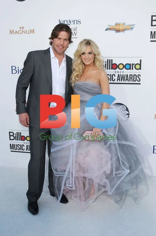 Carrie Underwood and Mike Fisher at 2012 Billboard Music Awards