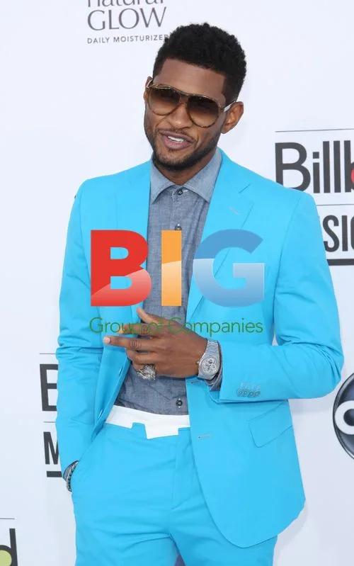 Usher at 2012 Billboard Music Awards