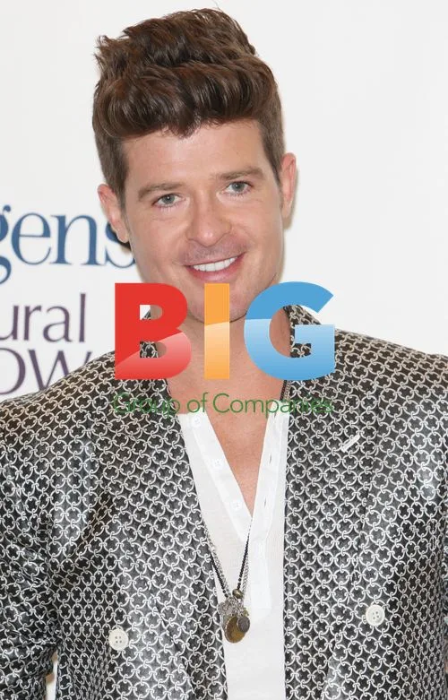 Robin Thicke at 2012 Billboard Music Awards