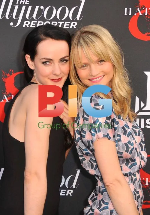 Jena Malone & Lindsay Pulsipher at 'Hatfields & McCoys' Premiere