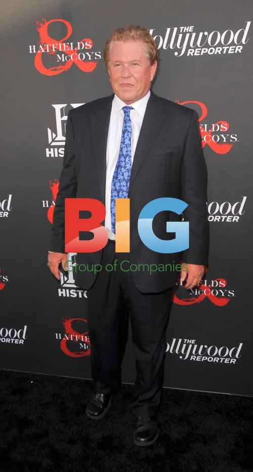 Tom Berenger at 'Hatfields & McCoys' Premiere