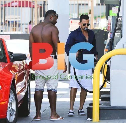 Peter Andre Filming & Sightseeing