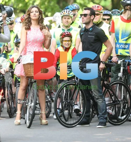 Kelly Brook and Mark Cavendish on Skyride 2012
