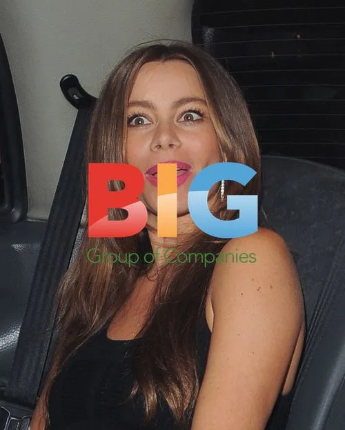 Sofia Vergara Leaving London Restaurant