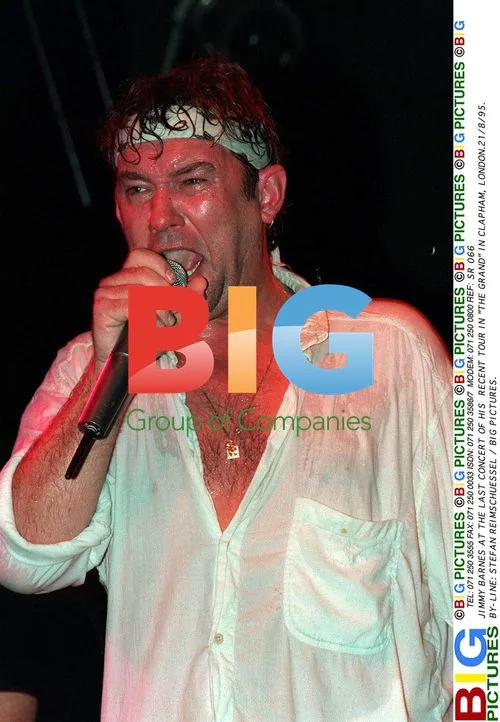 Jimmy Barnes Performs in London