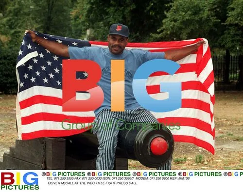 OLIVER McCALL AT WBC TITLE FIGHT PRESS CALL