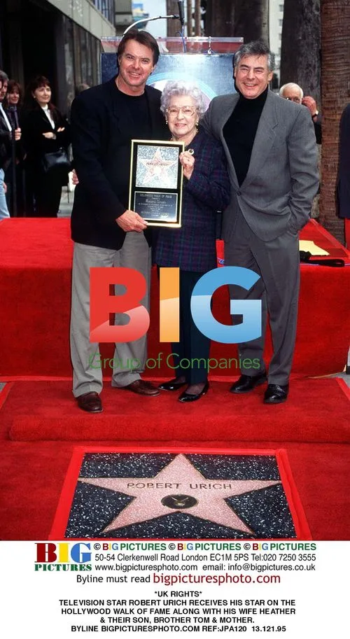 Robert Urich Receives Hollywood Star