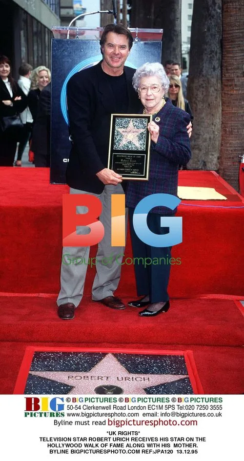 Robert Urich Receives Hollywood Star with Mother