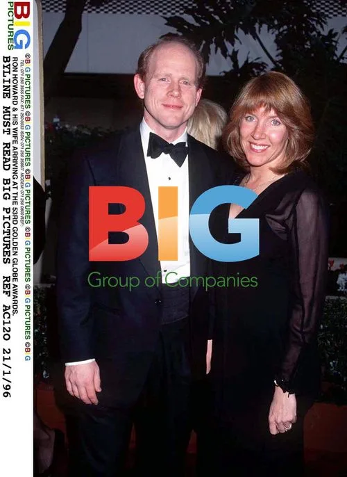 Ron Howard and wife arrive at Golden Globes