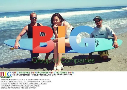 Baywatch Stars at Amateur Surf Contest