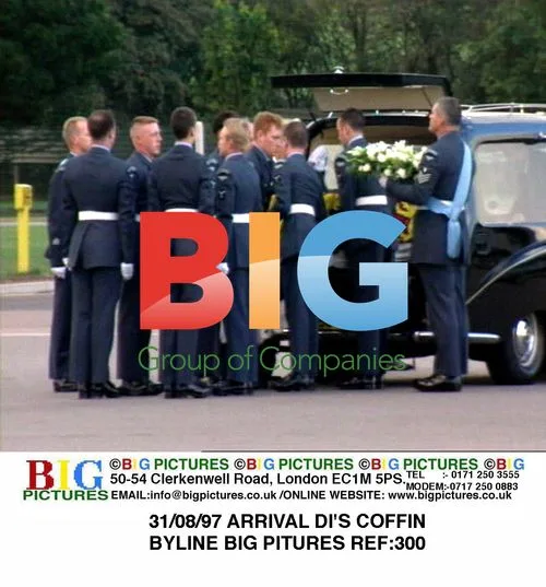Arrival of Di's Coffin
