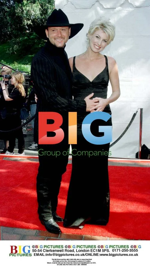Tim McGraw and Faith Hill Expecting First Child