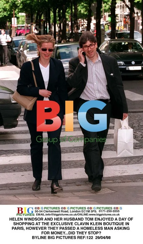 Helen Windsor and Husband Shop in Paris
