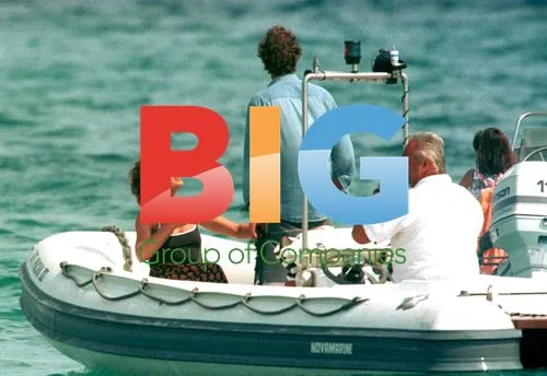 CAROLINE OF MONACO AND PRINCE ERNST IN ST TROPEZ