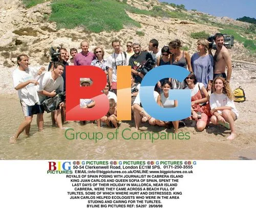 Spanish Royals and Journalists on Cabrera Island