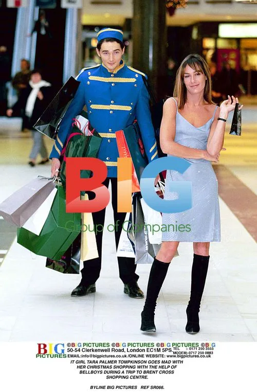 Tara Palmer Tompkinson's Christmas Shopping Trip